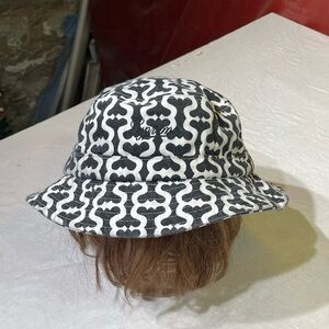 Supreme Black and White Twill hat